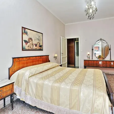 Era Appia Regina *